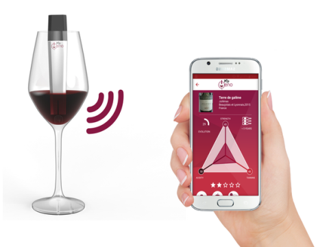 MyOeno - thiết bị scan cung cấp các thông tin về chất lượng rượu