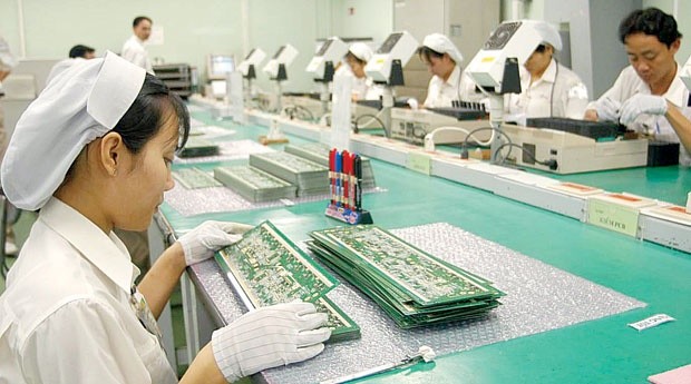 Việt Nam nhập khẩu từ Hàn Quốc chủ yếu là máy móc, thiết bị, hàng điện tử và hàng công nghiệp,  trong đó có 9 nhóm hàng đạt kim ngạch cao trên 1 tỷ USD.