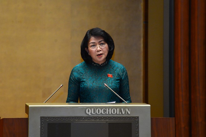 Phó Chủ tịch nước Đặng Thị Ngọc Thịnh trình bày Tờ trình về việc gia nhập Công ước số 98