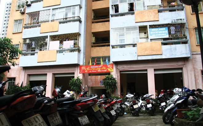 Bãi đỗ xe ngoài trời tại N3B. Ảnh: Thành Nguyễn