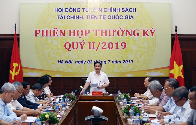 Phó Thủ tướng Vương Đình Huệ phát biểu tại phiên họp (Ảnh: VGP)
