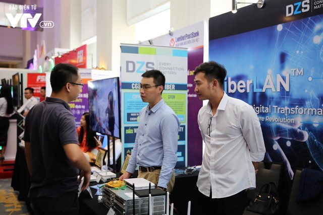 Gian hàng của DASAN Zhone Solutions tại Vietnam ICT Summit 2019.
