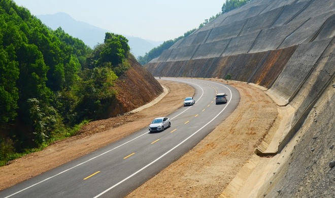 Một đoạn cao tốc La Sơn - Tuý Loan kết nối với tuyến Cam Lộ - La Sơn sắp được khởi công xây dựng.