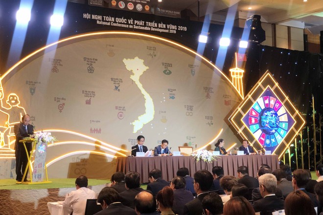Thủ tướng Chính phủ Nguyễn Xuân Phúc chủ trì Hội nghị toàn quốc về Phát triển bền vững 2019. 