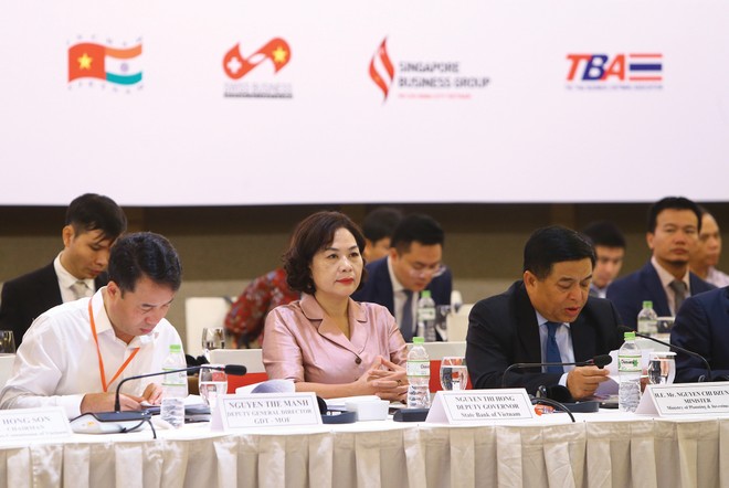 Diễn đàn Doanh nghiệp Việt Nam (VBF) giữa kỳ 2019 bàn về vai trò của cộng đồng doanh nghiệp trong phát triển nhanh gắn với bền vững, trong đó có nội dung phát triển ổn định thị trường tiền tệ, ngoại hối