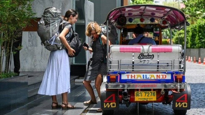 Du lịch - đòn bẩy cho tăng trưởng kinh tế Thái Lan - đang chịu ảnh hưởng nặng nề từ dịch bệnh do virus Corona. Ảnh: AFP