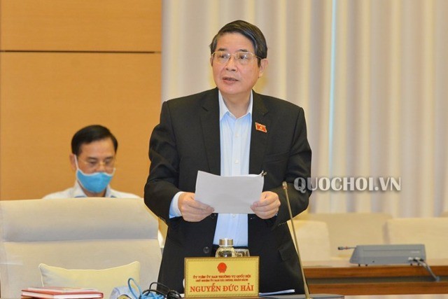 Chủ nhiệm Ủy ban Tài chính - Ngân sách Nguyễn Đức Hải trình bày báo cáo thẩm tra đề xuất của Chính phủ về sửa đổi, bổ sung một số cơ chế, chính sách tài chính - ngân sách đặc thù đối với Thủ đô Hà Nội.
