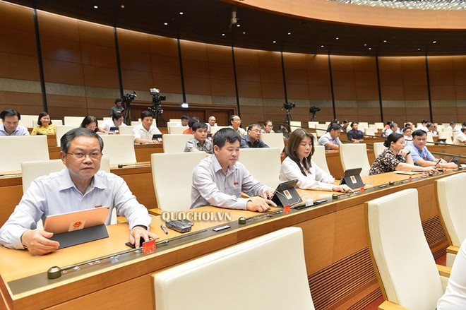 Đại biểu Quốc hội thể hiện chính kiến với nghị quyết miễn thuế sử dụng đất nông nghiệp