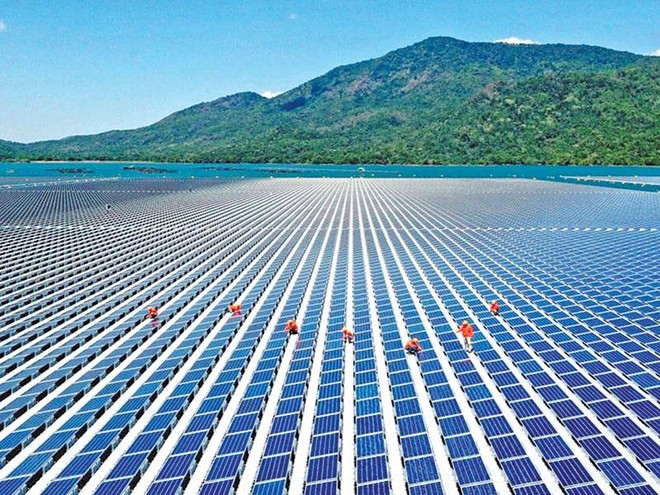 Tới cuối năm 2019, đã có 135 dự án điện mặt trời với tổng công suất 8.935 MW được bổ sung vào quy hoạch điện. Trong ảnh: Điện mặt trời Đa Mi. Ảnh: Đ.T