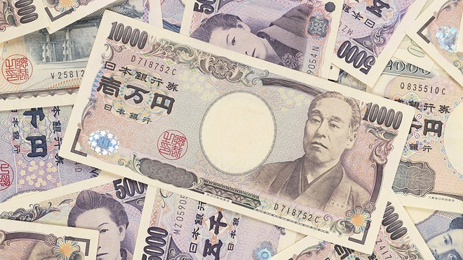 Nhật Bản là một trong những quốc gia mà người dân vẫn giữ thói quen dùng tiền mặt. Ảnh: Global Look Press