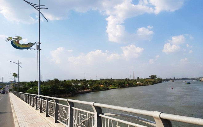 Dự án xây dựng đường trục trung tâm thành phố Biên Hòa thêm một trục giao thông nối trung tâm TP.Biên Hoà với cù lao Hiệp Hoà. Ảnh: Ngọc Tuấn   
