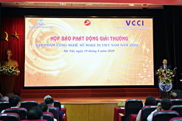 Chiến lược “Make in Viet Nam” được phát động năm 2019 với các giải pháp để Việt Nam chuyển từ gia công, lắp ráp sang phát triển các sản phẩm, dịch vụ, làm chủ công nghệ.
