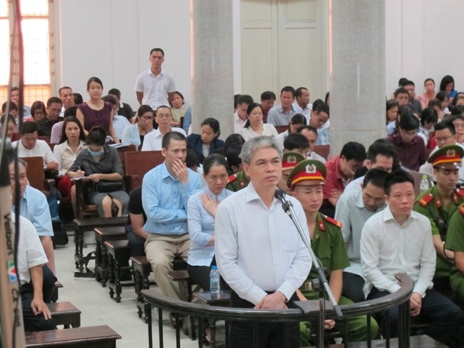 Nguyên Tổng giám đốc Oceanbank Nguyễn Xuân Sơn trong phiên xử ngày 1/9