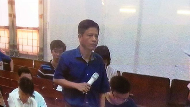 Ông Bùi Văn Hải trả lời tại phiên tòa