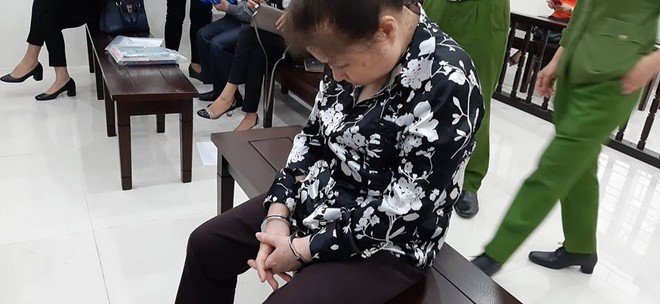 Bị cáo Nguyễn PHương Mai tại phiên tòa