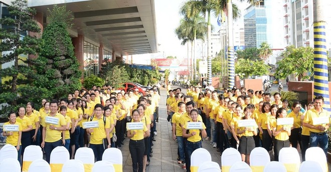 Nam A Bank tổ chức lễ ra quân “ngày hội bán hàng” 2016
