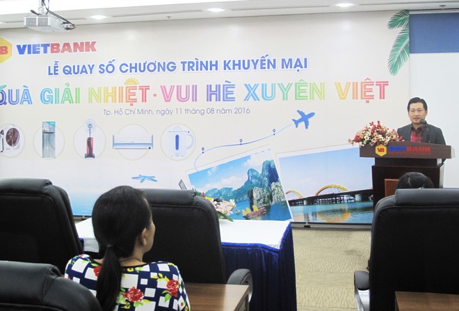 “Quà giải nhiệt - Vui hè xuyên Việt” của VietBank đã tìm ra 200 khách hàng may mắn