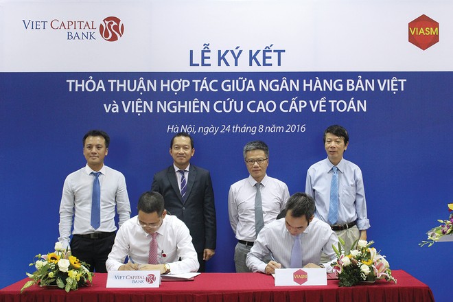 Viet Capital Bank hợp tác cùng Viện Nghiên cứu cao cấp về Toán