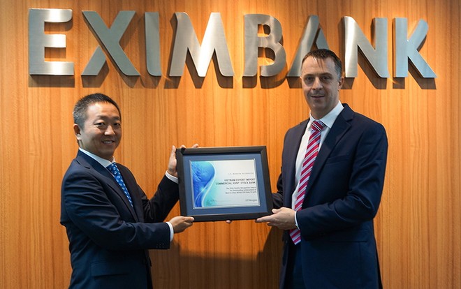 Eximbank nhận giải “Chất lượng thanh toán quốc tế xuất sắc năm 2016”