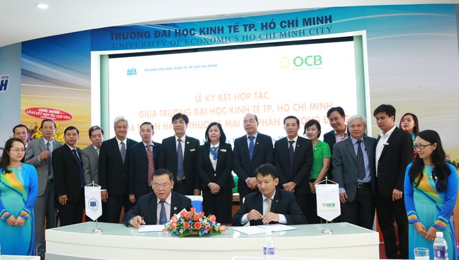 OCB ký hợp tác với Trường đại học kinh tế TP. HCM