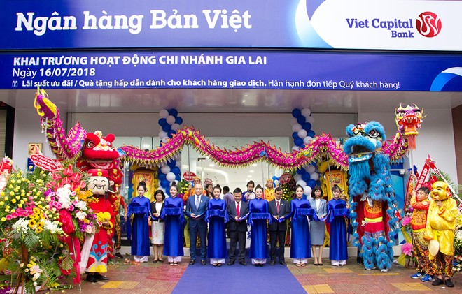 Ngân hàng Bản Việt khai trương liên tiếp 2 điểm giao dịch 