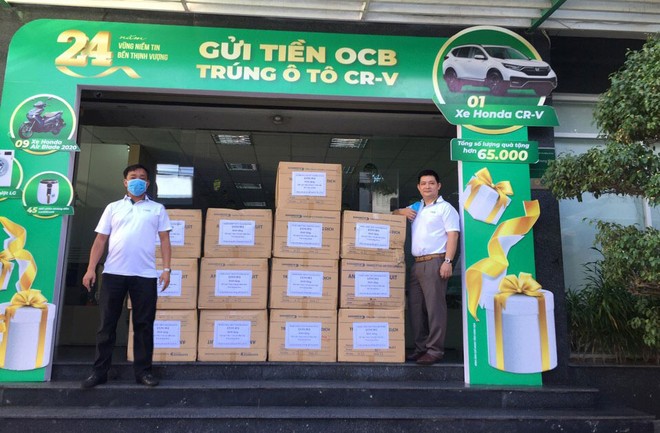 OCB ủng hộ thiết bị y tế cho tỉnh Quảng Nam 