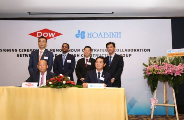 Hòa Bình và Dow Chemical ký kết hợp tác chiến lược xây dựng cơ sở hạ tầng