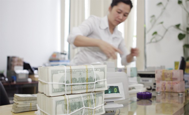Việt Nam cần áp dụng chính sách tỷ giá linh hoạt hơn trong năm 2016