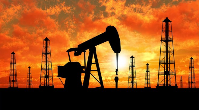 Giá dầu thô chạm đỉnh 2016, xu hướng tăng tiếp tục