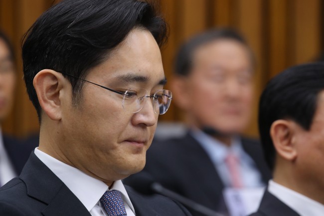 Người thừa kế Samsung sẽ bị truy tố tội hối lộ