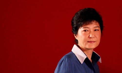 Bà Park Geun-hye bị phế truất sau phán quyết của Tòa án Hiến pháp. Ảnh: Reuters