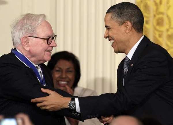 Warren Buffett ăn trưa cùng Barack Obama
