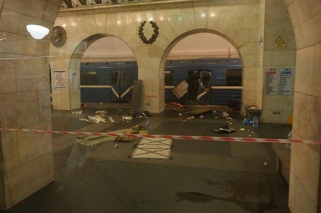 Tấn công khủng bố tàu điện ngầm Nga làm10 người chết, xuất hiện hình ảnh nghi phạm