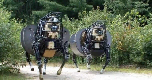Chú chó robot khổng lồ của quân đội Mỹ