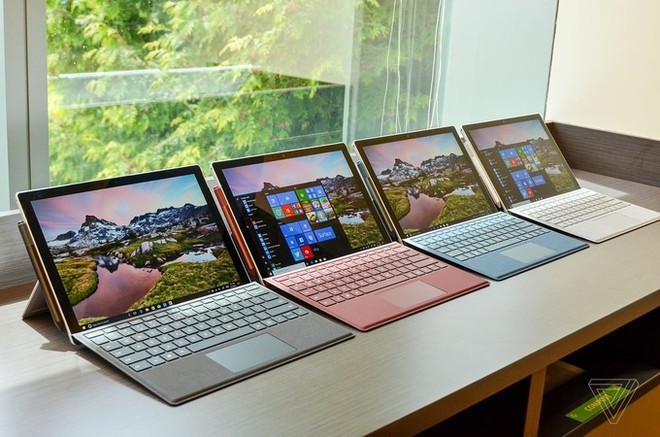 Surface Pro 2017 của Microsoft trình làng với pin 13,5 tiếng, giá rẻ hơn