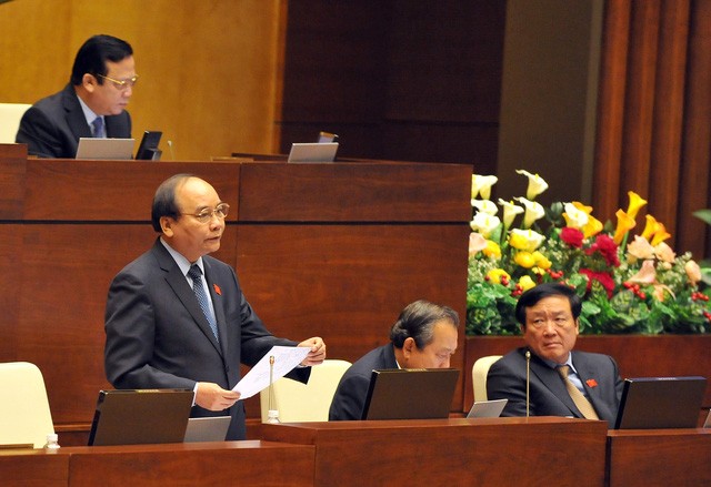 Thủ tướng Nguyễn Xuân Phúc và Phó Thủ tướng thường trực Trương Hoà Bình sẽ cùng đăng đàn trả lời chất vấn tại kỳ họp này.