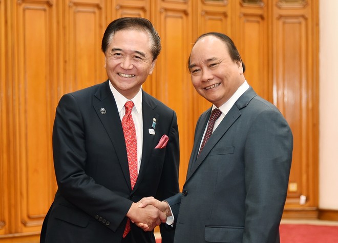 Thủ tướng Nguyễn Xuân Phúc tiếp Thống đốc tỉnh Kanagawa, ông Kuroiwa Yuji