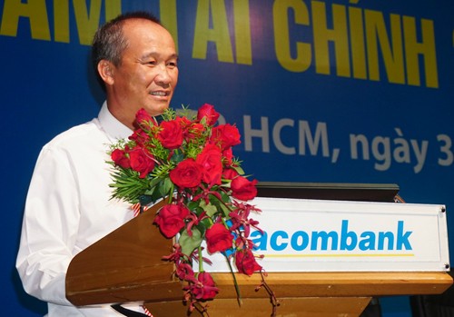 Tân chủ tịch Sacombank, ông Dương Công Minh chi khoảng 220 tỷ đồng mua cổ phiếu STB