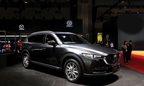 Mazda CX-8 sẽ tới tay khách hàng Nhật Bản với mức giá tương đương 36.000 USD.