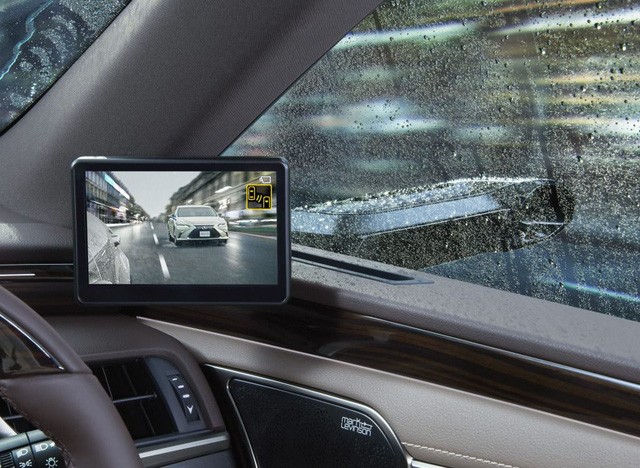 Lexus sẽ là hãng xe đầu tiên dùng camera thay gương chiếu hậu