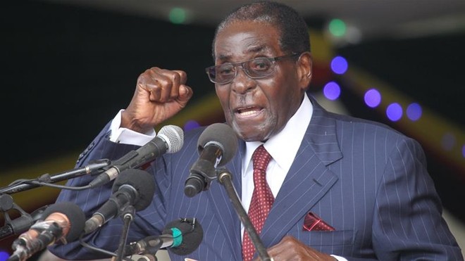 Ông Mugabe dự Diễn đàn Kinh tế Thế giới về châu Phi tại Durban, Nam Phi tháng 5/2017 khi còn là tổng thống Zimbabwe. Ảnh: Internet.