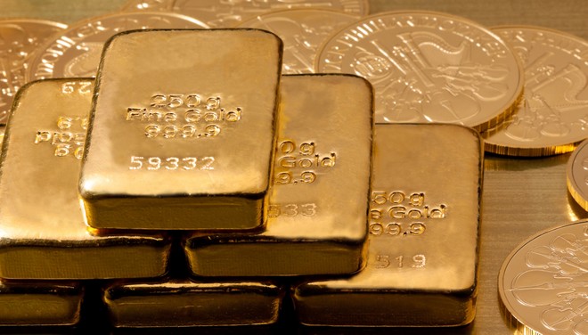Giá vàng hôm nay ngày 12/10: Giá vàng trong nước tiếp tục giảm sâu, mất 270.000 đồng/lượng