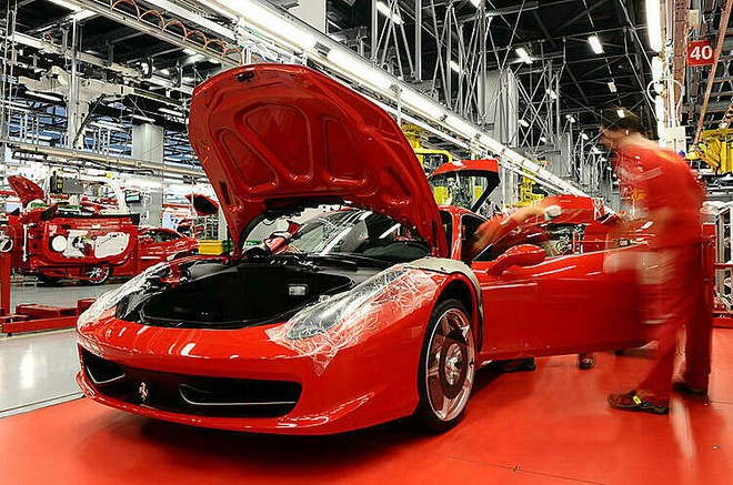Bên trong nhà máy sản xuất của Ferrari. Ảnh: Autocar