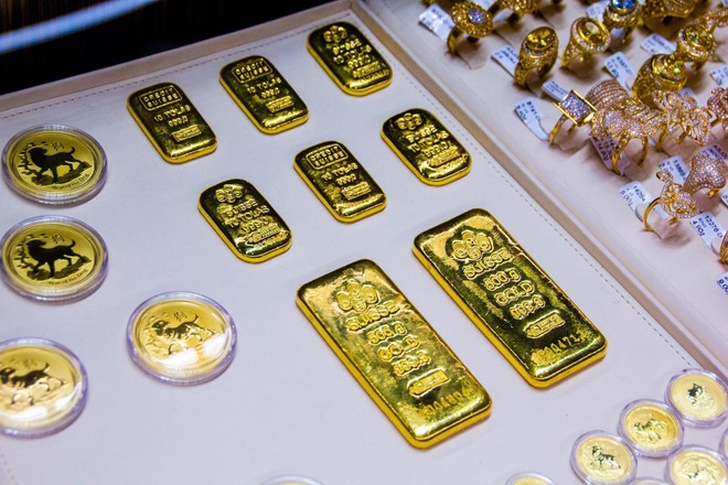 Giá vàng hôm nay ngày 18/5: Tiếp tục leo cao, chênh lệch giá vàng trong nước và thế giới xuống ngưỡng 4 triệu đồng/lượng