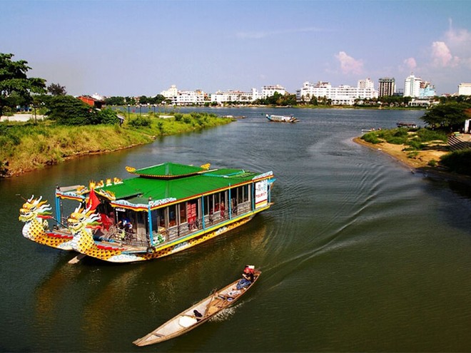 Dự án được thực hiện tại khu đất 121 Nguyễn Sinh Cung, thành phố Huế.