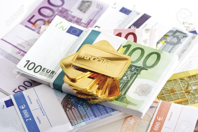 Giá vàng ngày 4/12: Euro bất ngờ vực dậy giá vàng