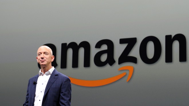 Người sáng lập Amazon.com Inc Jeff Bezos mất 3,7 tỷ USD ngay phiên giao dịch đầu tiên năm 2016