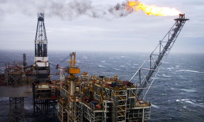 Giá dầu sẽ tăng trở lại 50% vào cuối năm 2016?