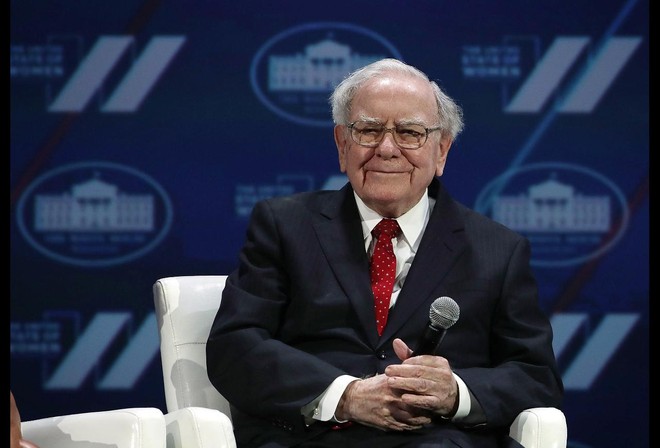 Warren Buffett lại là người chiến thắng năm 2016