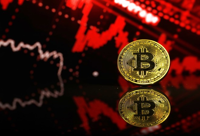 Bitcoin giảm giá sốc, 50% trong 2 phiên